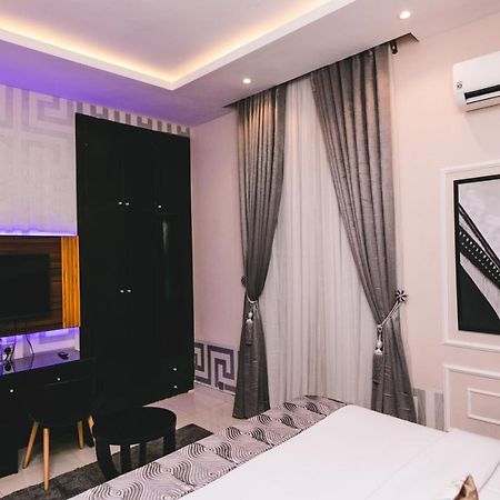 Bon Hotel Asaba Exterior photo