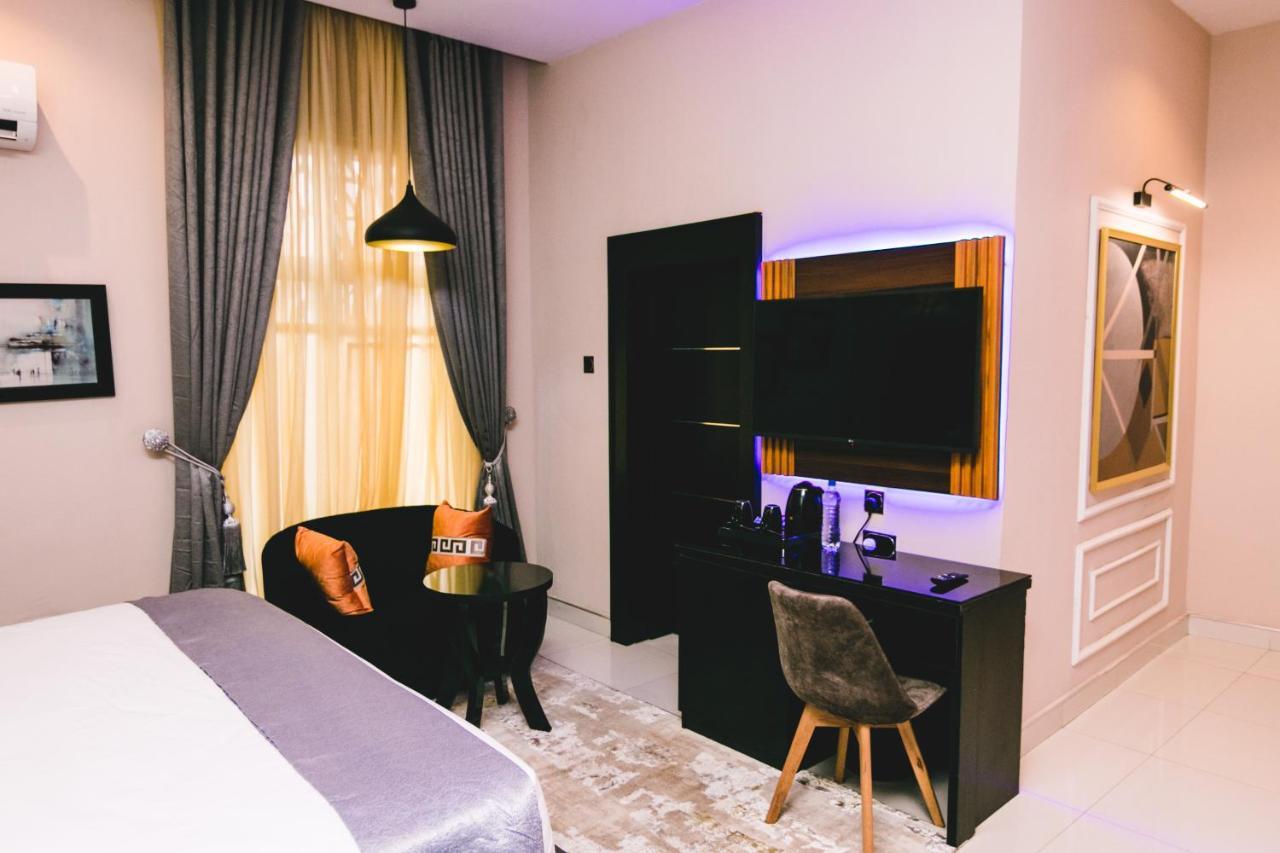 Bon Hotel Asaba Exterior photo